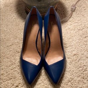 Brooks Brothers Teal Heels